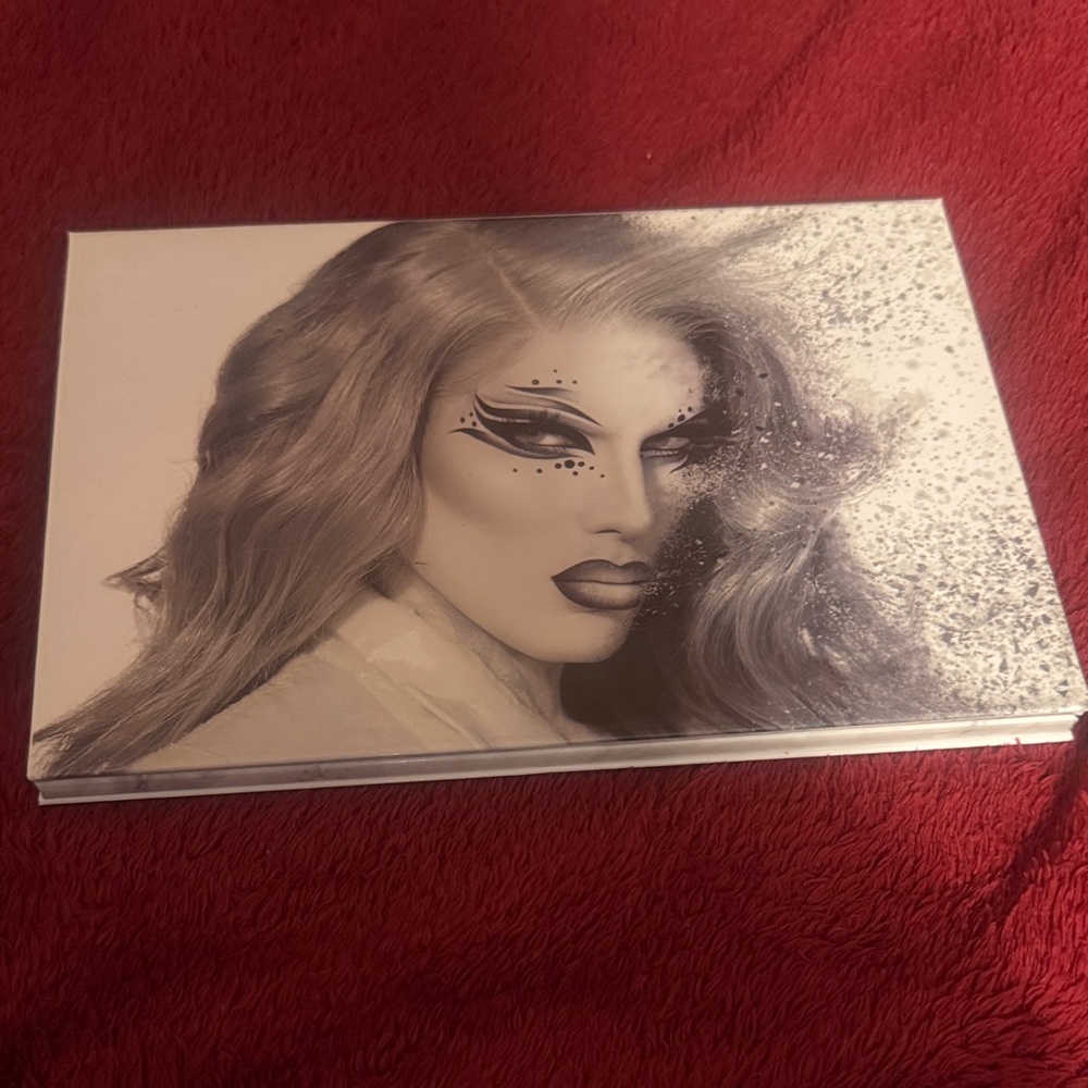 Jeffree Star Cosmetics Cremated Eyeshadow Palette